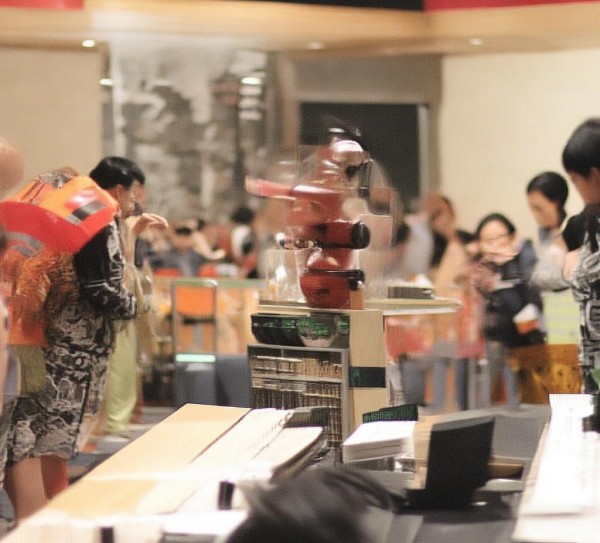 诗意栖居，餐饮与商贸的深层价值，智慧餐饮与商贸，诗意栖居的未来