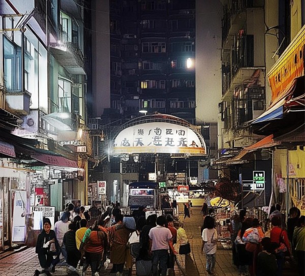 商贸城案例，商界的动态与危机