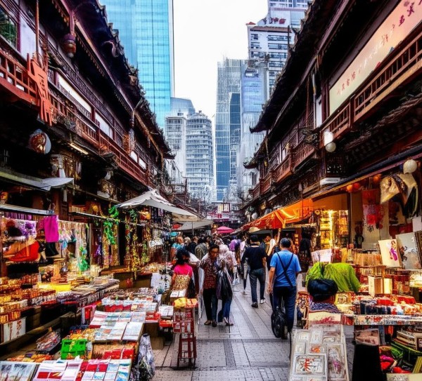 商贸城，商业与文化交融的探索之旅