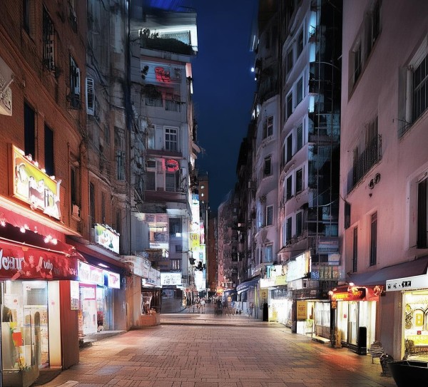 品质高效，义乌商贸城停车场