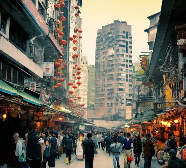 市商贸服务，机遇与挑战并存