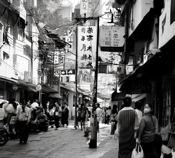 商贸城非法赌城，打击赌博，经济回稳