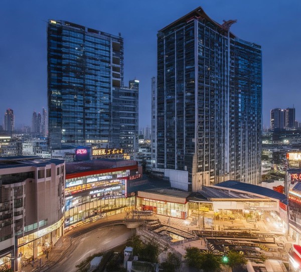 桥南商贸城，商业崛起背后的创新与挑战